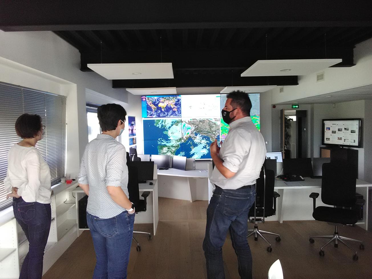 Visite des locaux de Predict-Services par Sylvain Chave