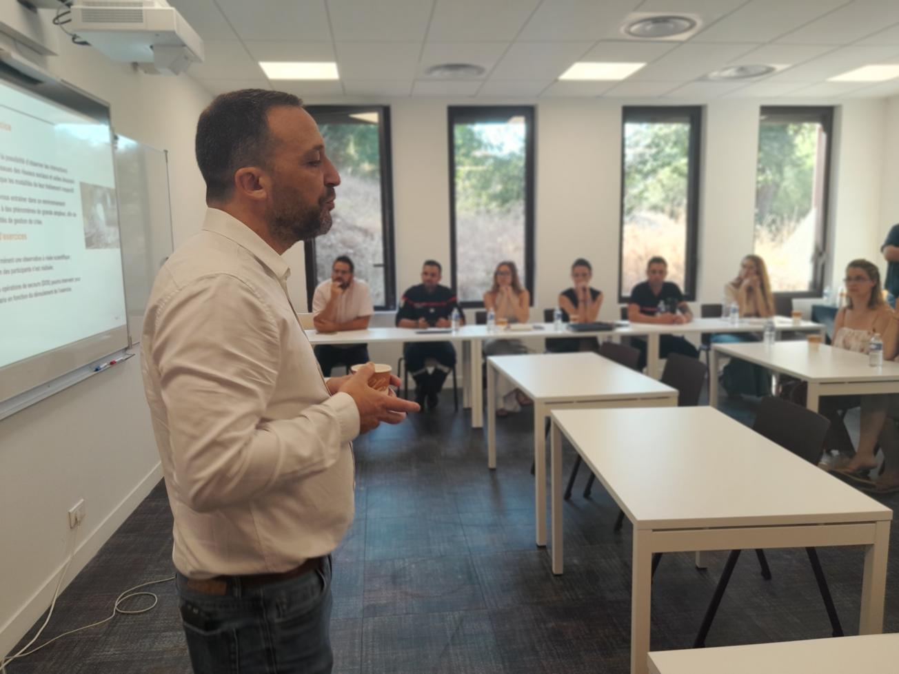 Briefing aux participants de l'exercice final RéSoCIO